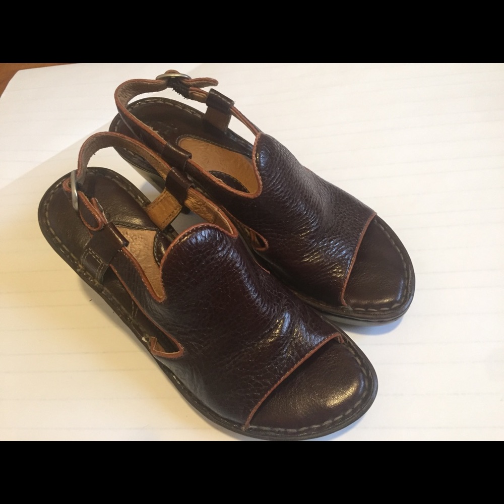 Born sling back burgundy 6 wedge
